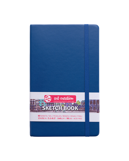 Cuaderno Vertical color azul marino con hojas blancas de 13cm x 21cm