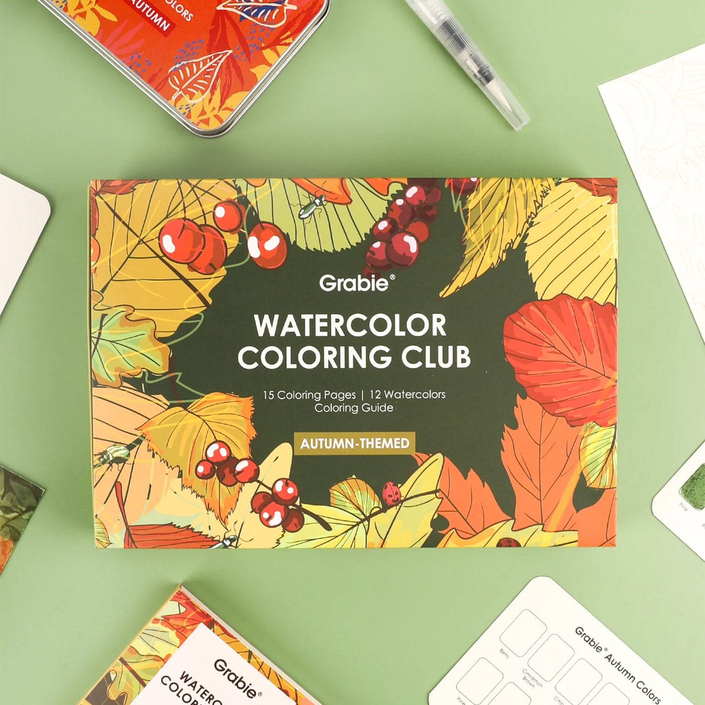 COLORING CLUB - CAJA PARA COLOREAR CON ACUARELA DE TEMÁTICA OTOÑO